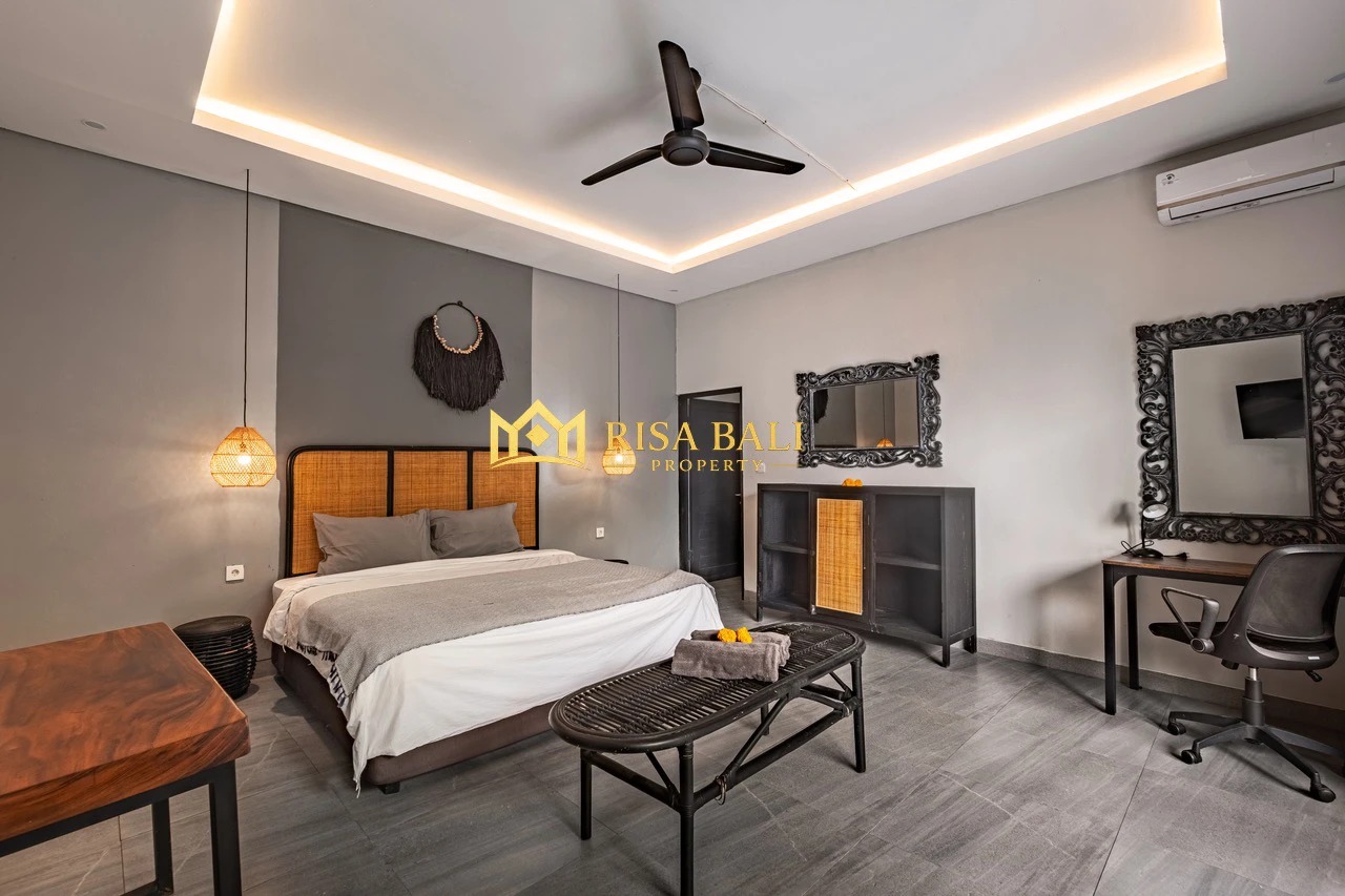 STUNNING THREE BEDROOMS VILLA