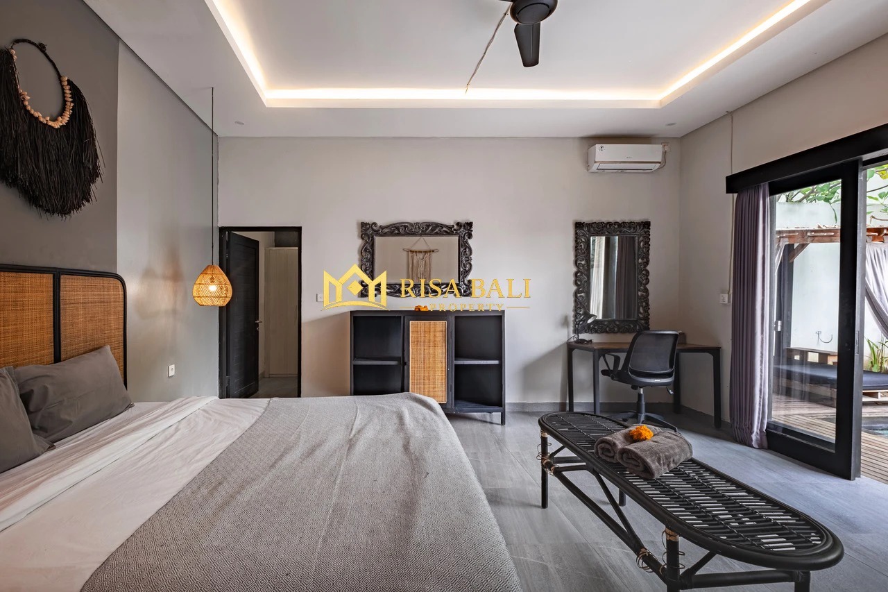 STUNNING THREE BEDROOMS VILLA