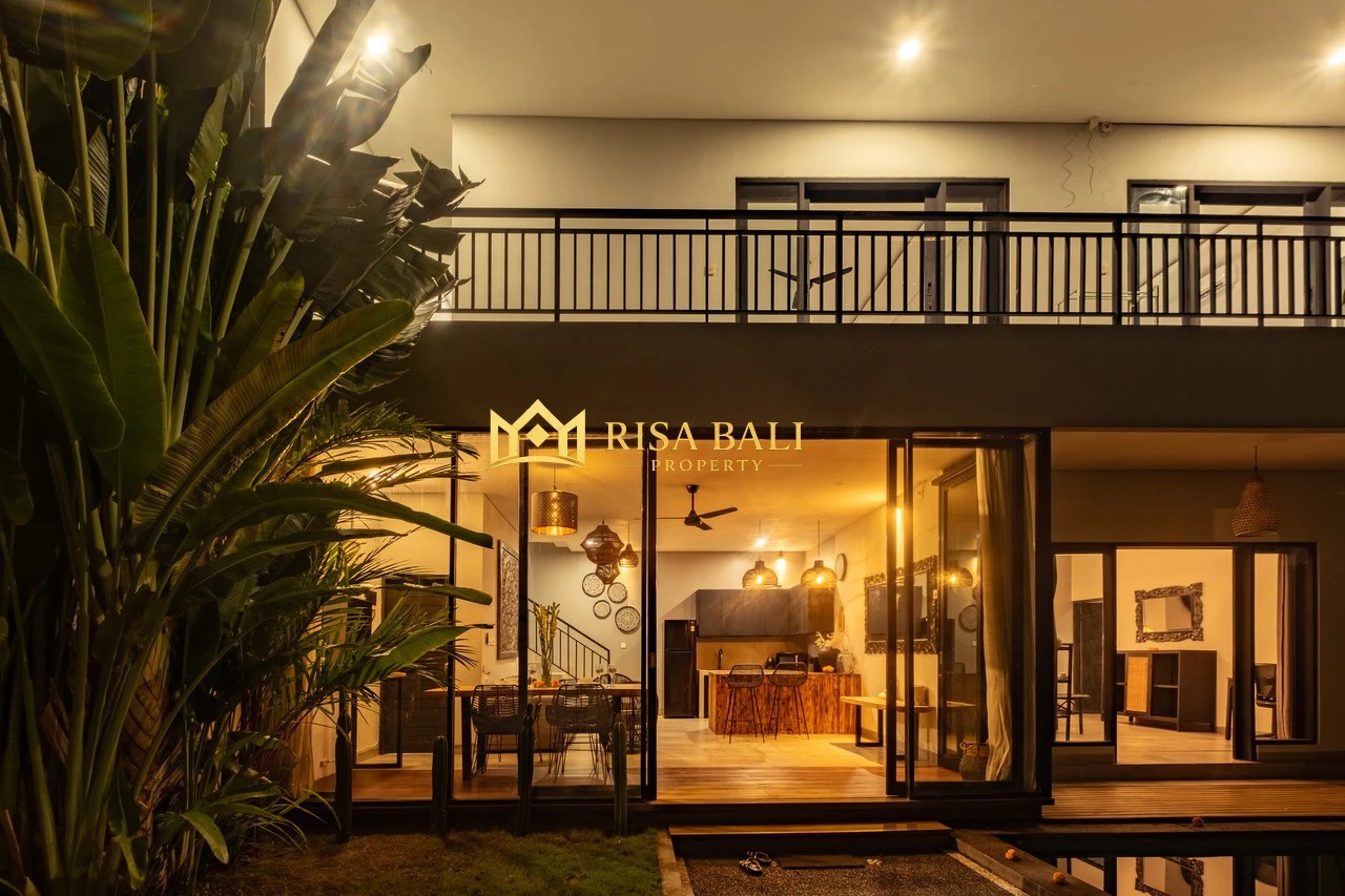 STUNNING THREE BEDROOMS VILLA