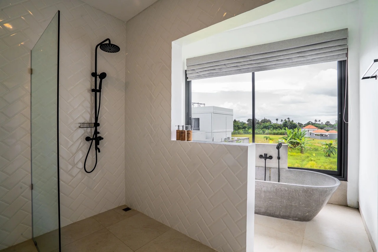 Luxury 3 Bedrooms Villa in Berawa
