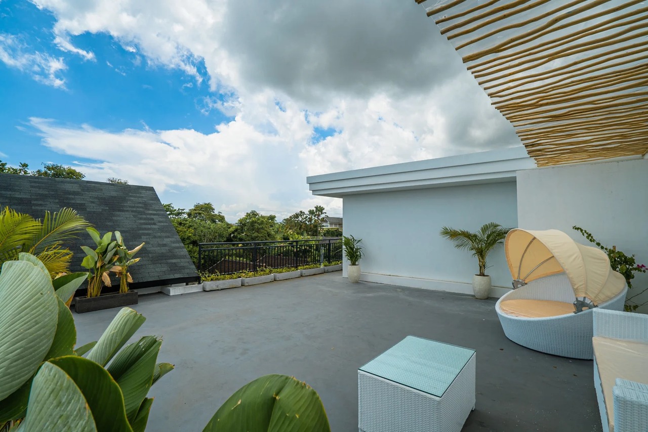 Luxury 3 Bedrooms Villa in Berawa