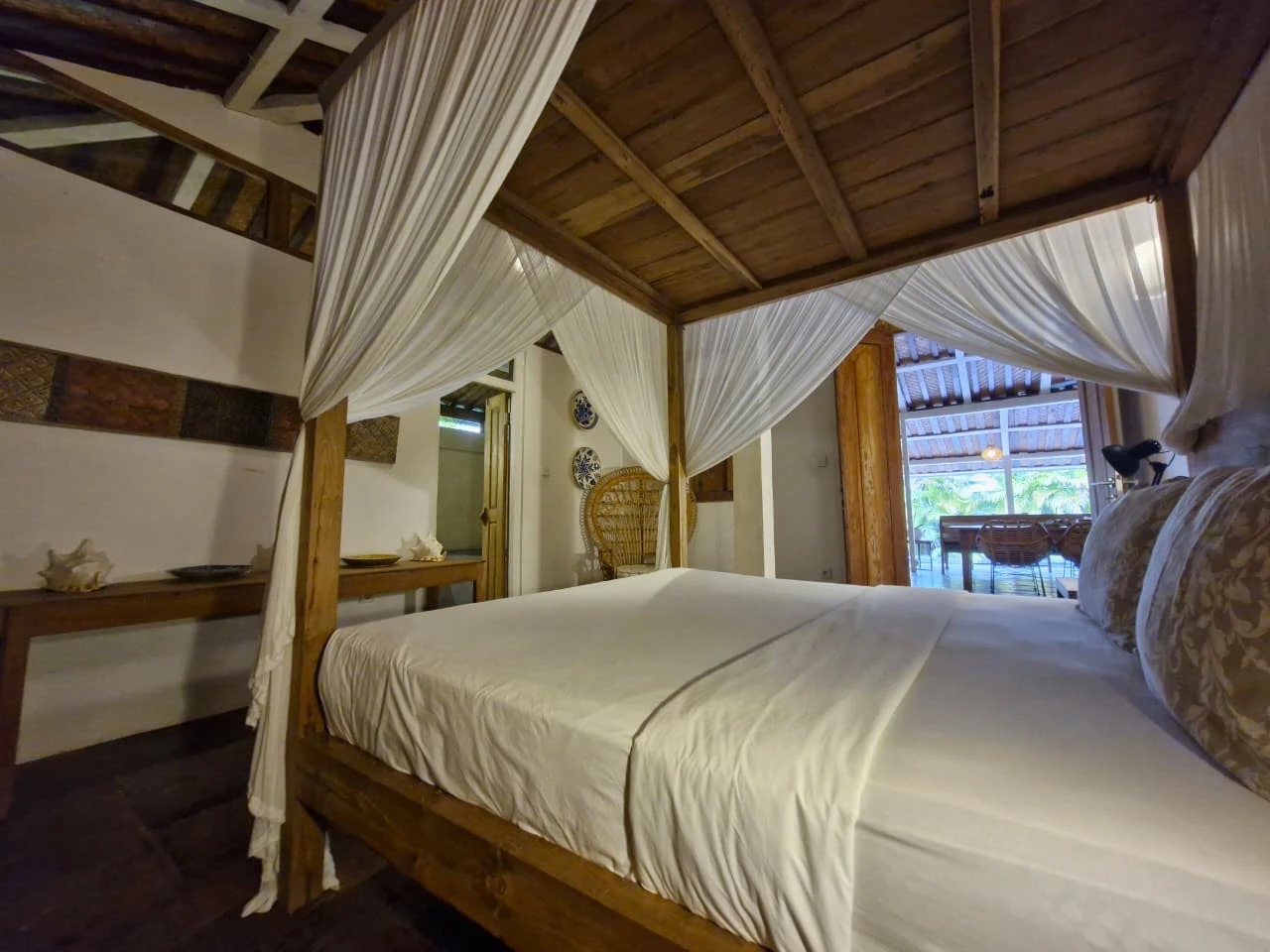 Unique Joglo villa for Rent in babakan 
