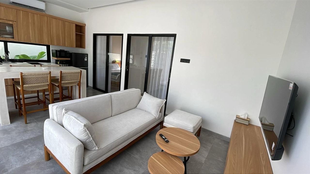 Brand-New Freehold Villas - Only 4 Units