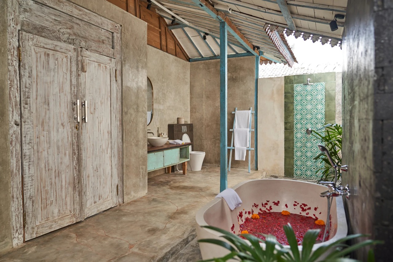 Spacious 1BR Garden Villa w/ Pool