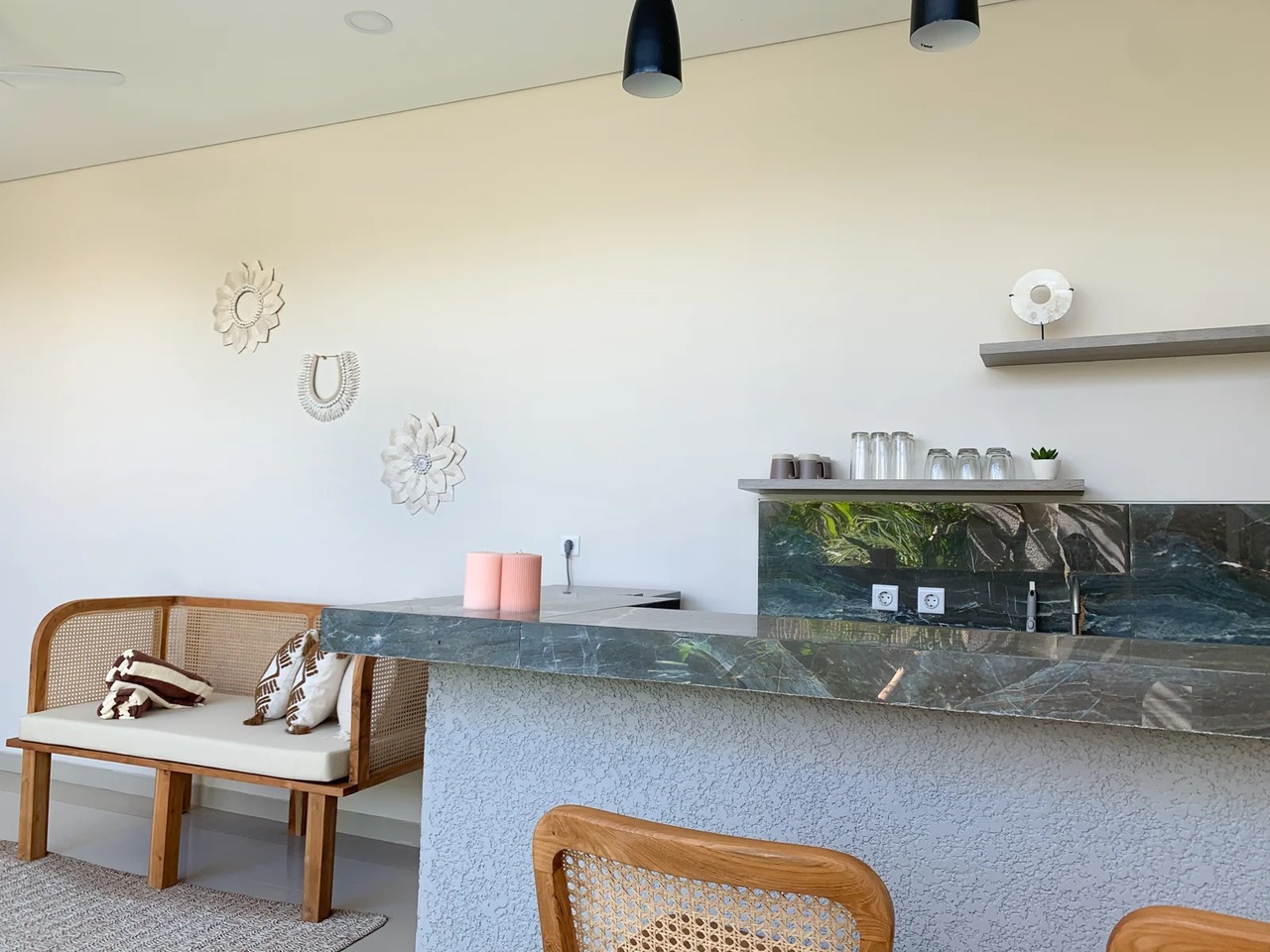 MODERN–TROPICAL 2BR VILLA DIANE