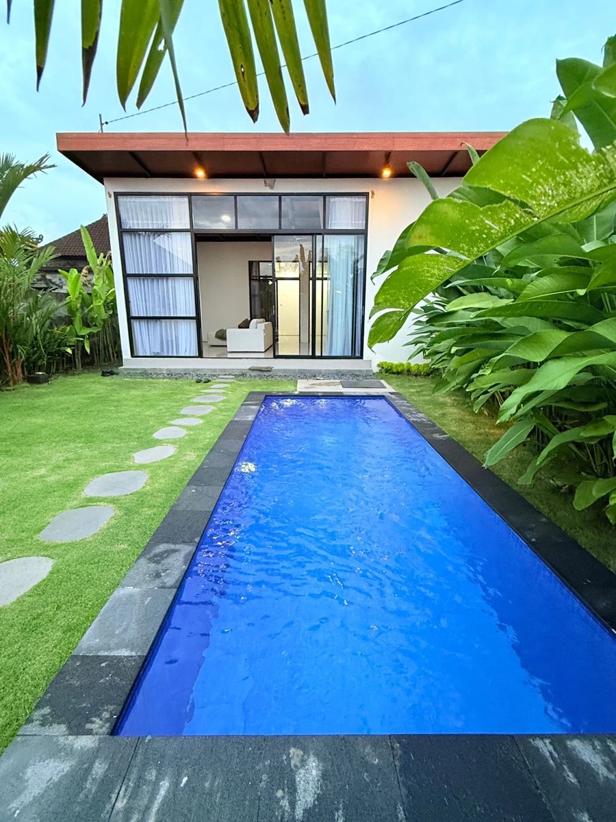 Stunning villa for Rent in cemagi