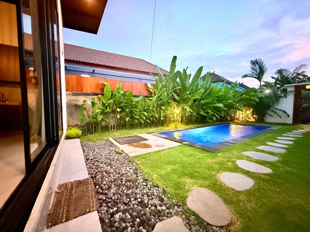 Stunning villa for Rent in cemagi