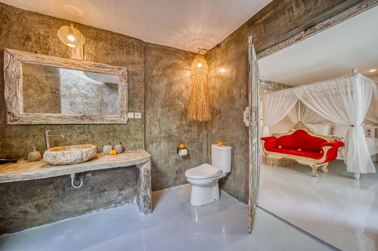MODERN–TROPICAL 4BR VILLA | LEASEHOLD 