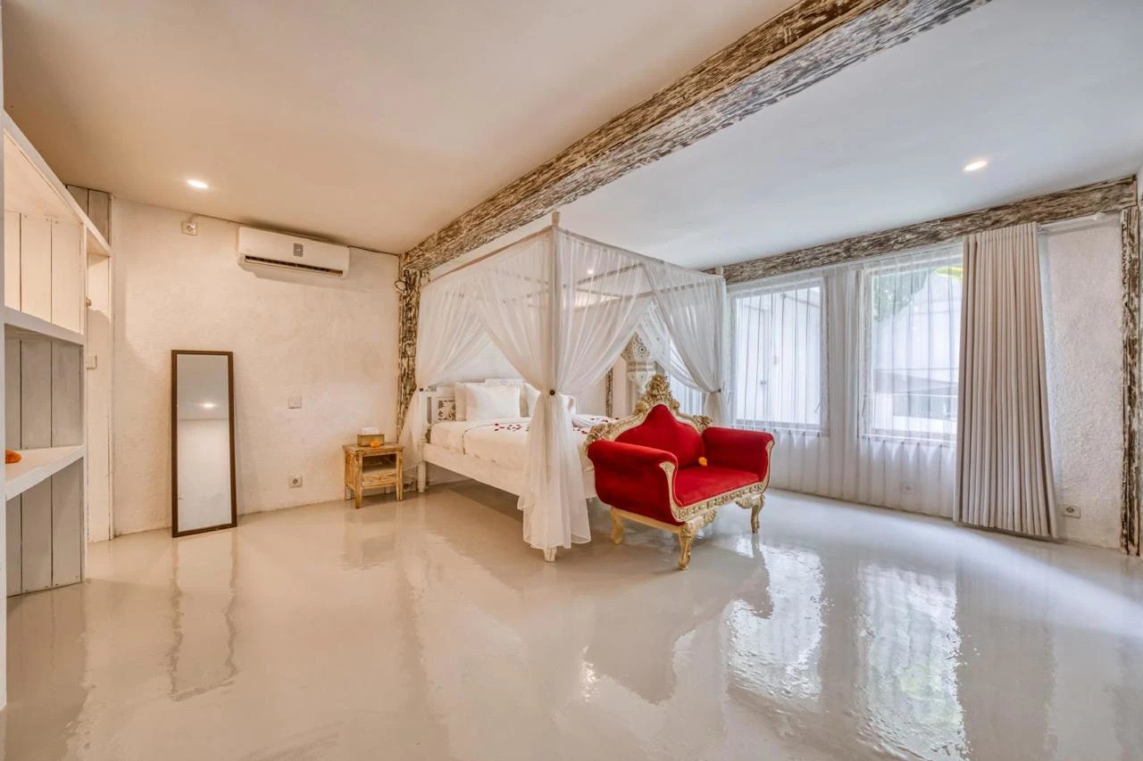 MODERN–TROPICAL 4BR VILLA | LEASEHOLD 