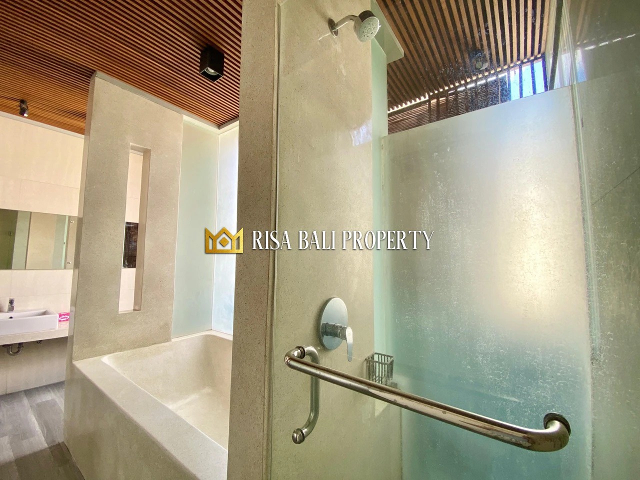 COZY 2-BEDROOM VILLA IN CANGGU