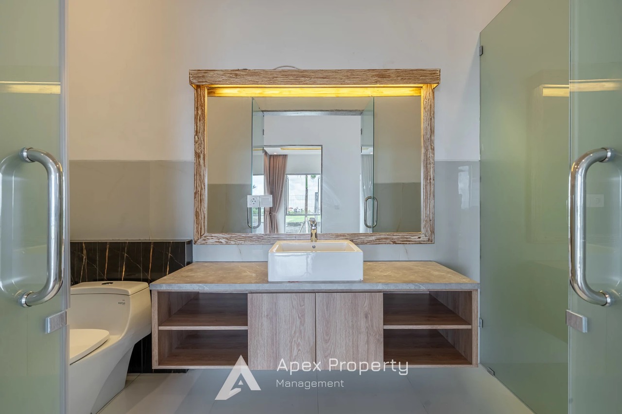 1 BEDROOM HUGE VILLA CEMAGI