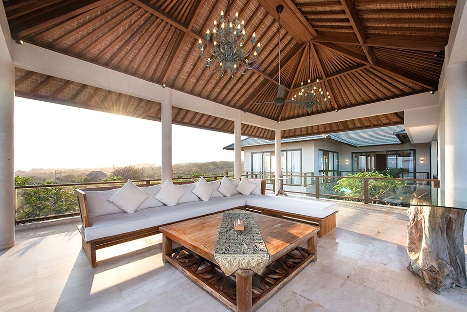4 BEDROOM VILLA FOR SALE IN ULUWATU