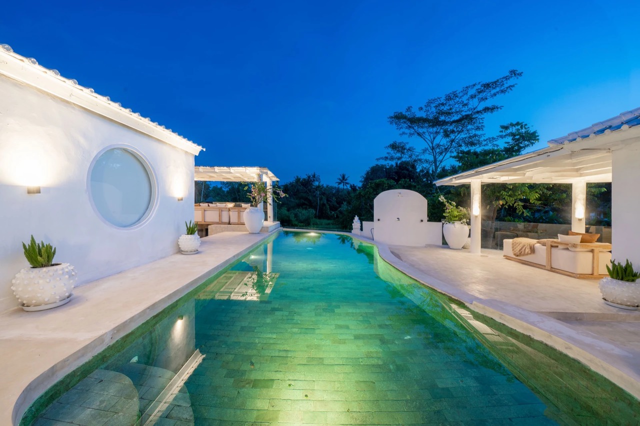 Luxury 3BR Villa w/ Jungle & Rice Field 
