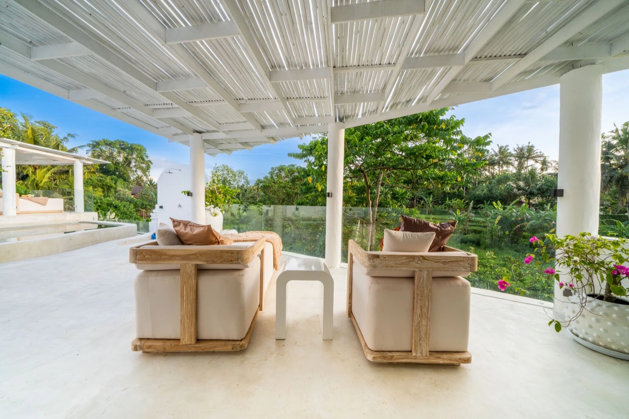 Luxury 3BR Villa w/ Jungle & Rice Field 