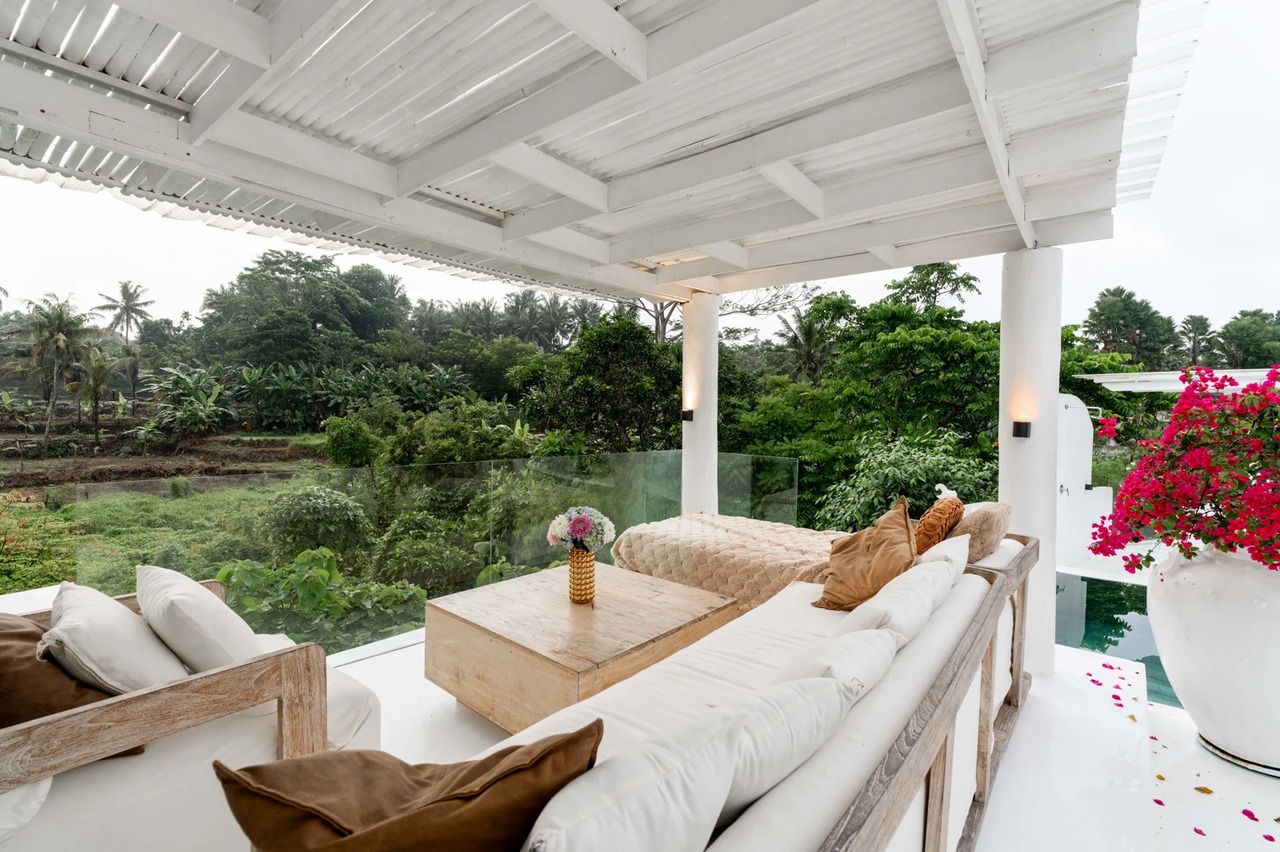 Luxury 3BR Villa w/ Jungle & Rice Field 