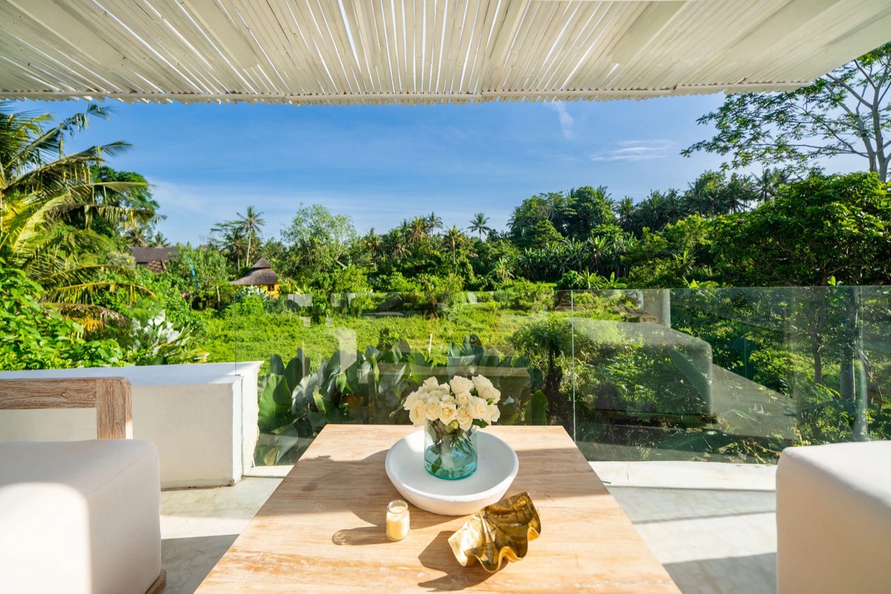 Luxury 3BR Villa w/ Jungle & Rice Field 