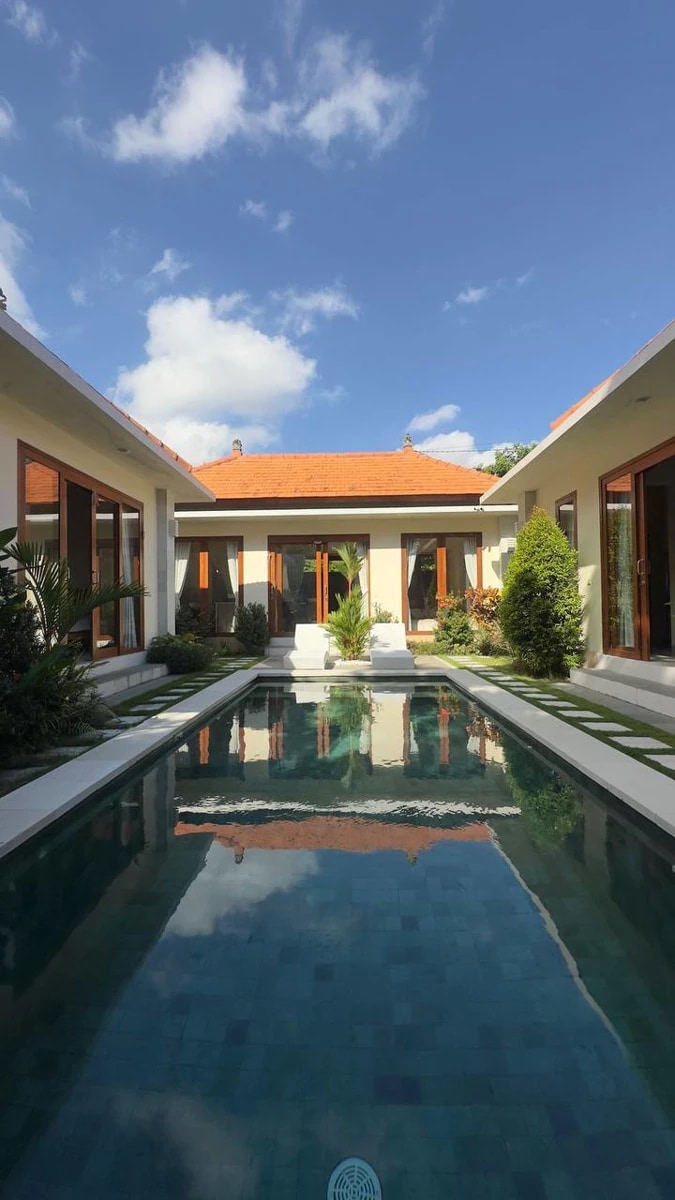 Modern 3 Bedrooms Villa in Berawa Canggu
