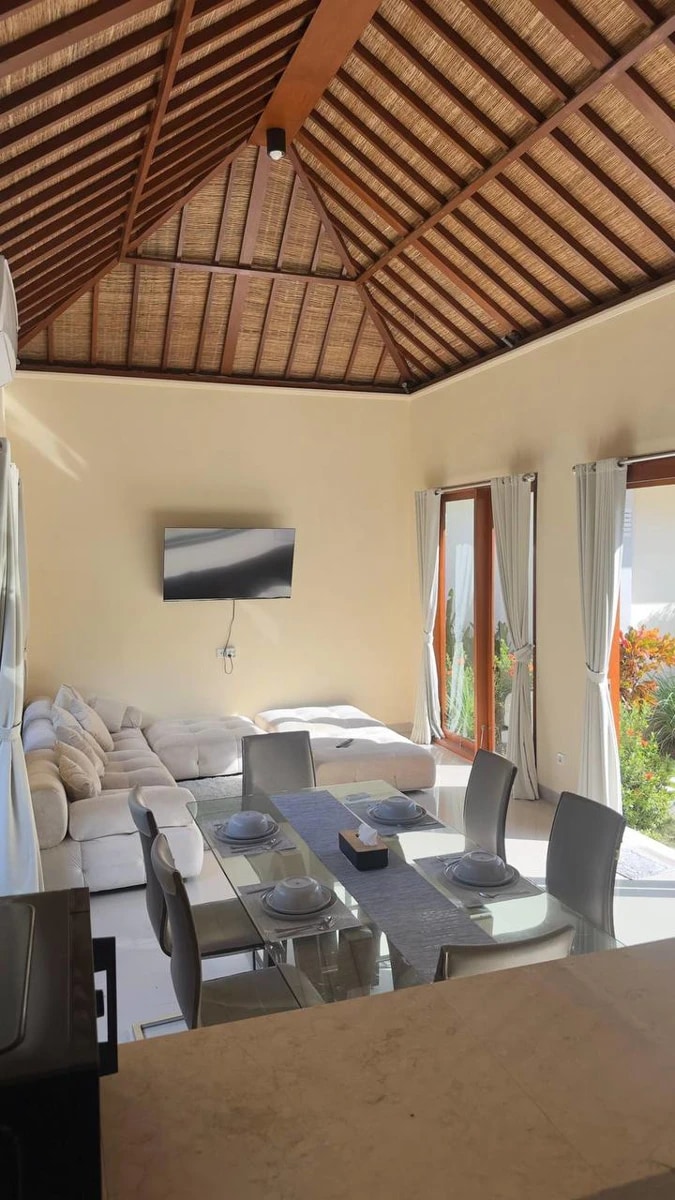Modern 3 Bedrooms Villa in Berawa Canggu