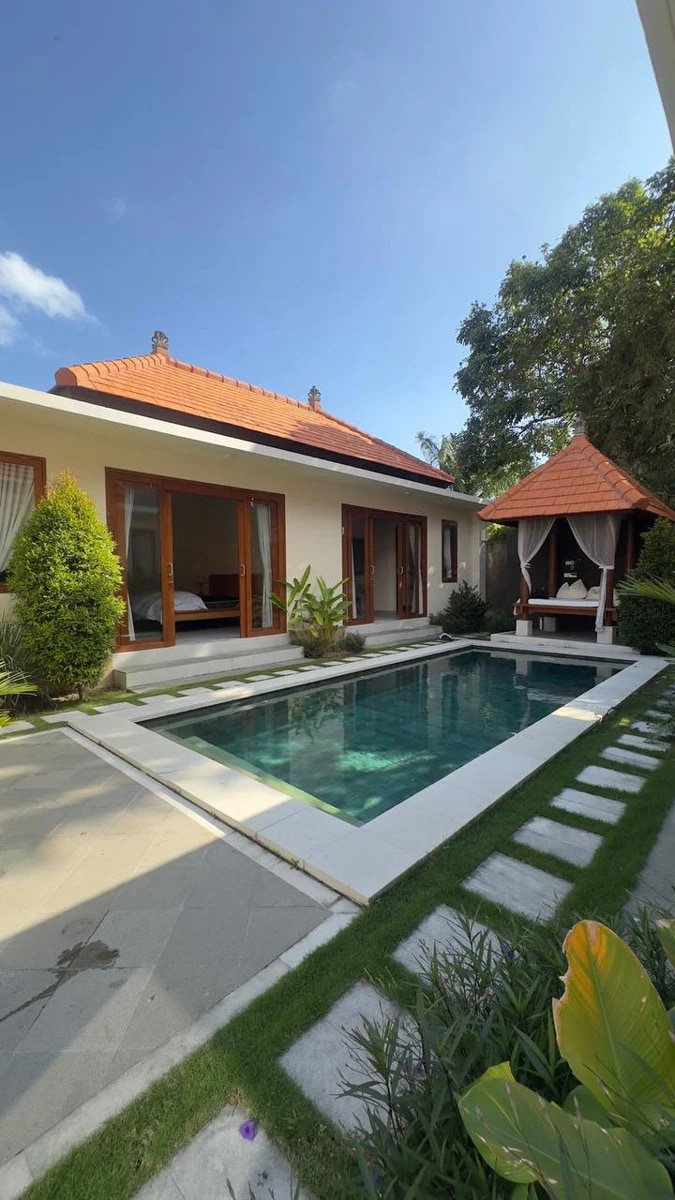 Modern 3 Bedrooms Villa in Berawa Canggu