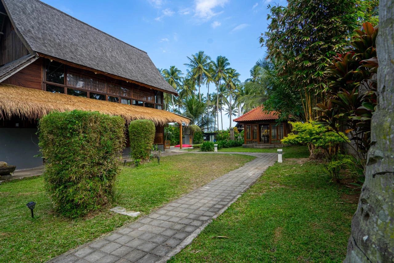 Luxurious Beachfront Resort for Sale