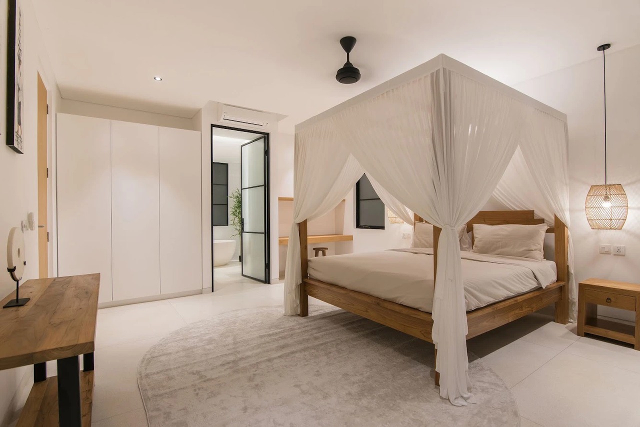 4 BEDROOM VILLA IN BUMBAK, IDR 75 MILL