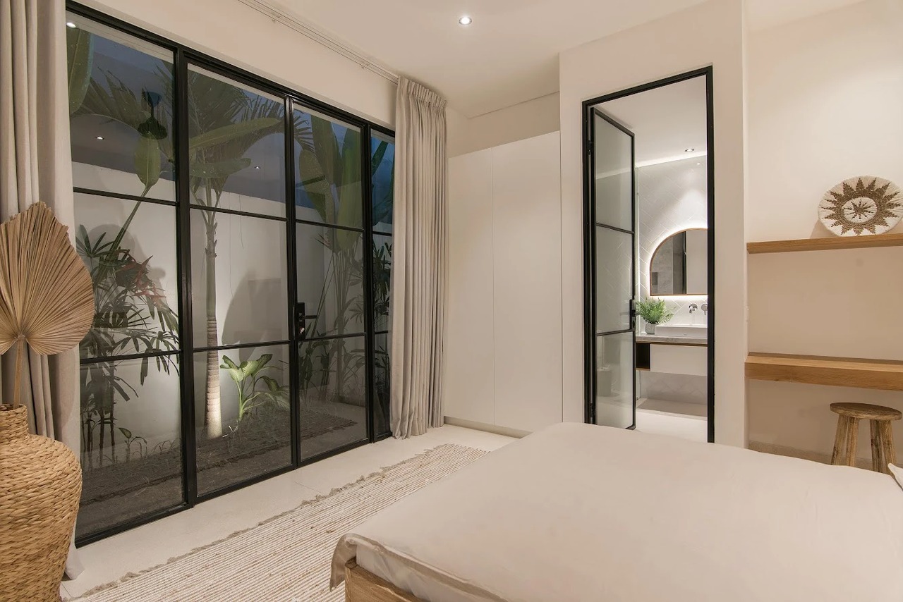 4 BEDROOM VILLA IN BUMBAK, IDR 75 MILL