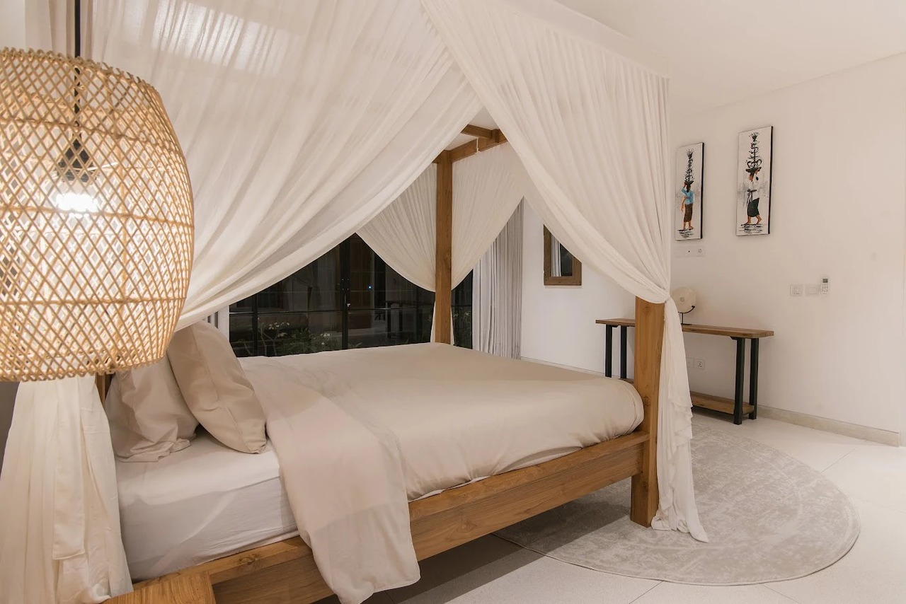 4 BEDROOM VILLA IN BUMBAK, IDR 75 MILL