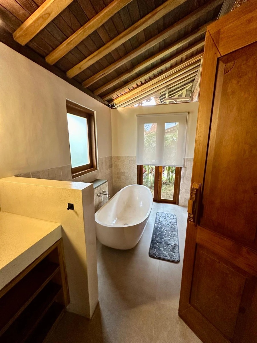 6BD Modern Balinese Fusion Juglos