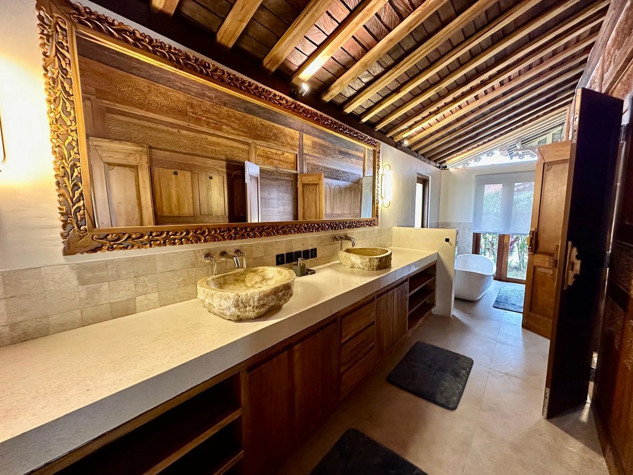 6BD Modern Balinese Fusion Juglos