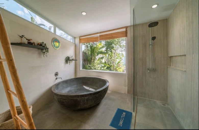 Elegant 3BR Villa w/ Pool & Rooftop