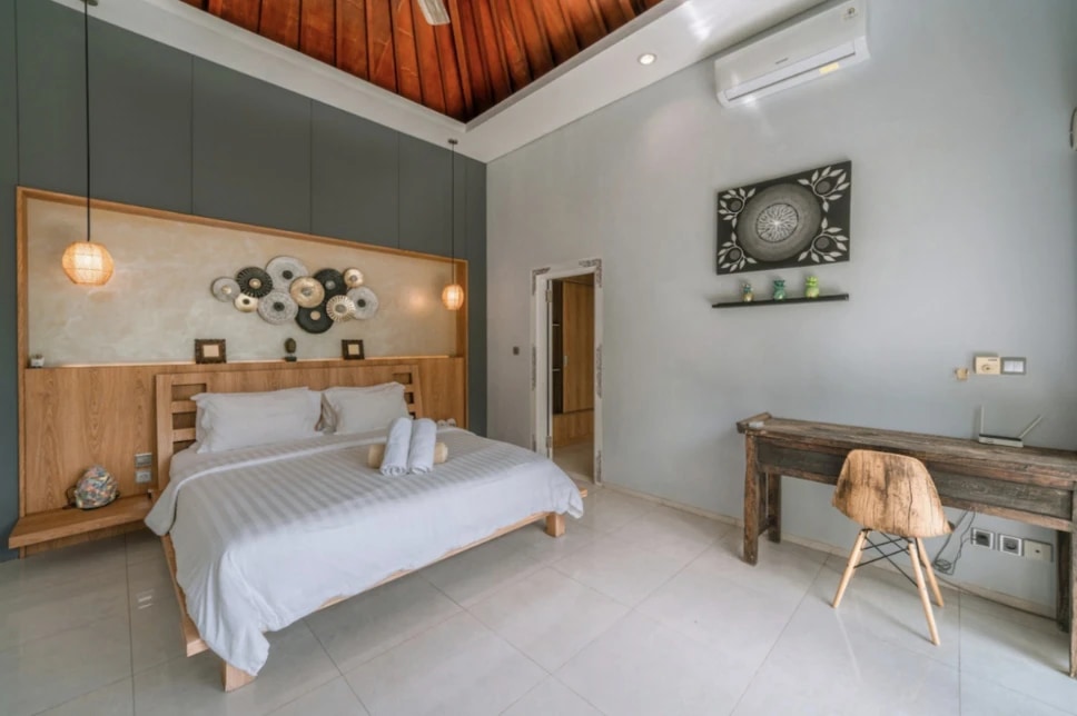 Elegant 3BR Villa w/ Pool & Rooftop