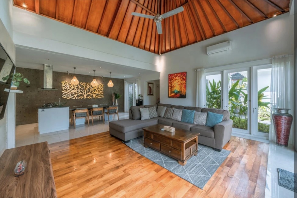 Elegant 3BR Villa w/ Pool & Rooftop