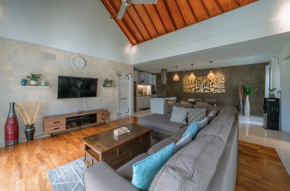 Elegant 3BR Villa w/ Pool & Rooftop