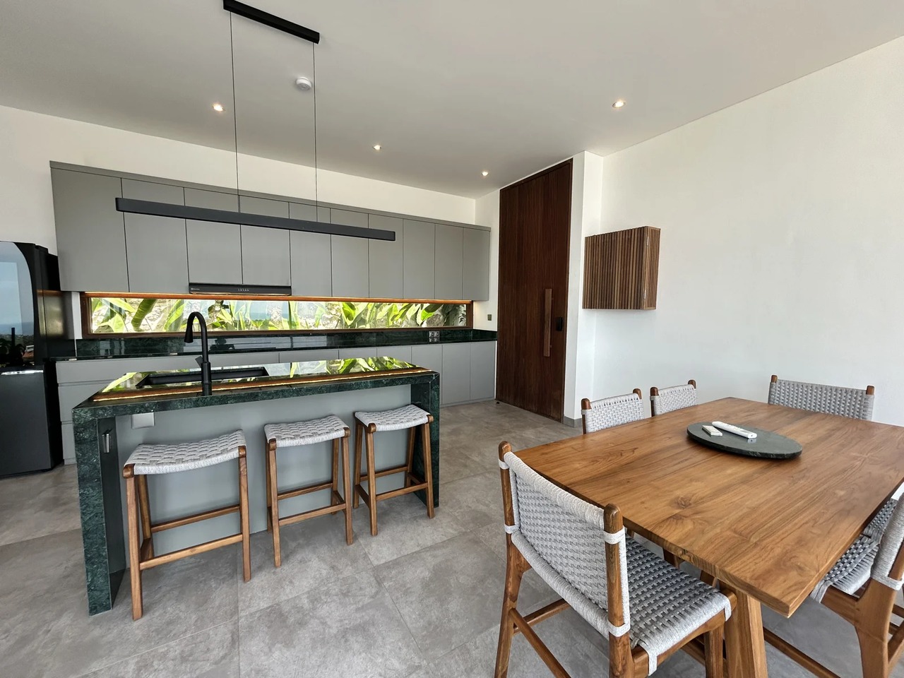 2BR Luxury Leasehold Villa w/ Full Ocean
