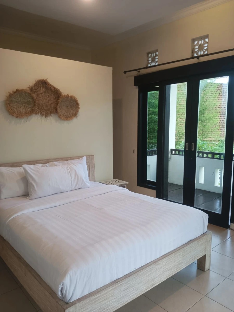 Tucked-Away 3BR Villa w/ Private Pool an