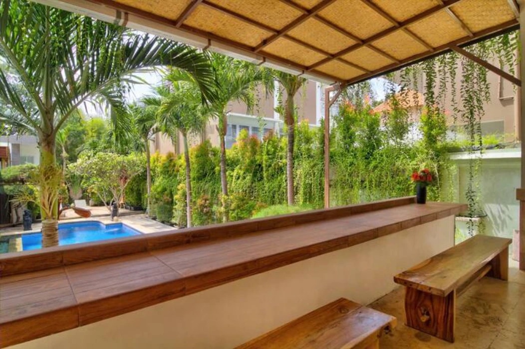 Bar and Room for sale hotels resort vill