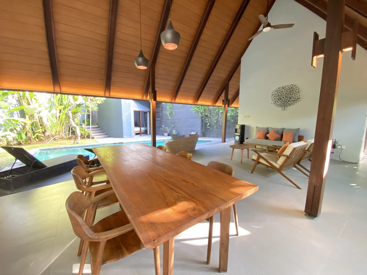 3BR Private Villa with Spacious Garden - Pererenan