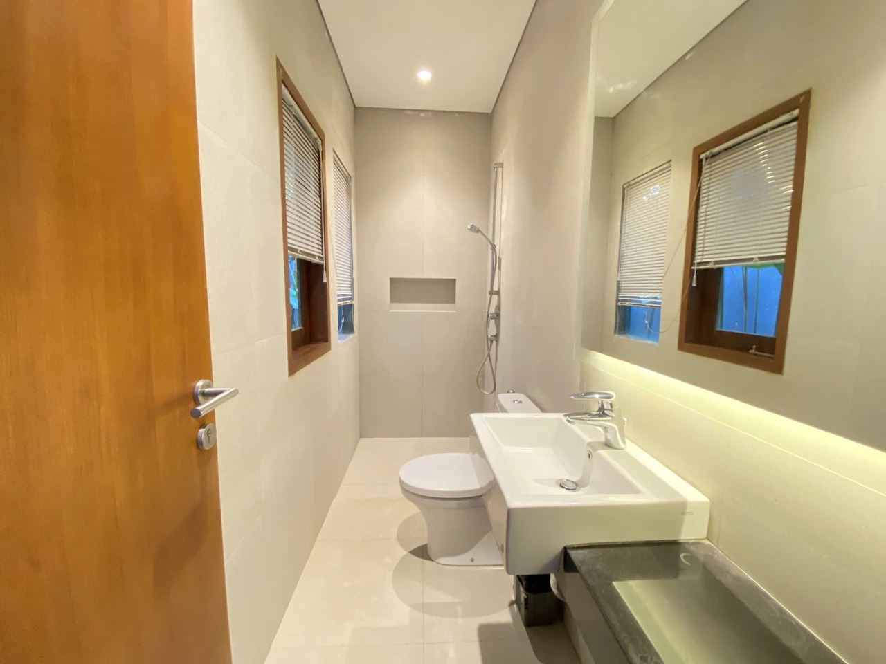 3BR Private Villa with Spacious Garden - Pererenan