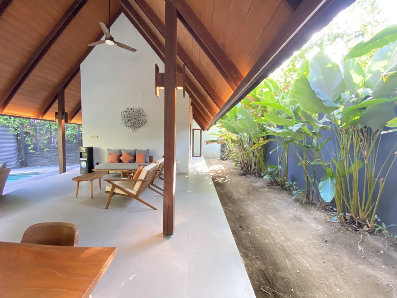 3BR Private Villa with Spacious Garden - Pererenan