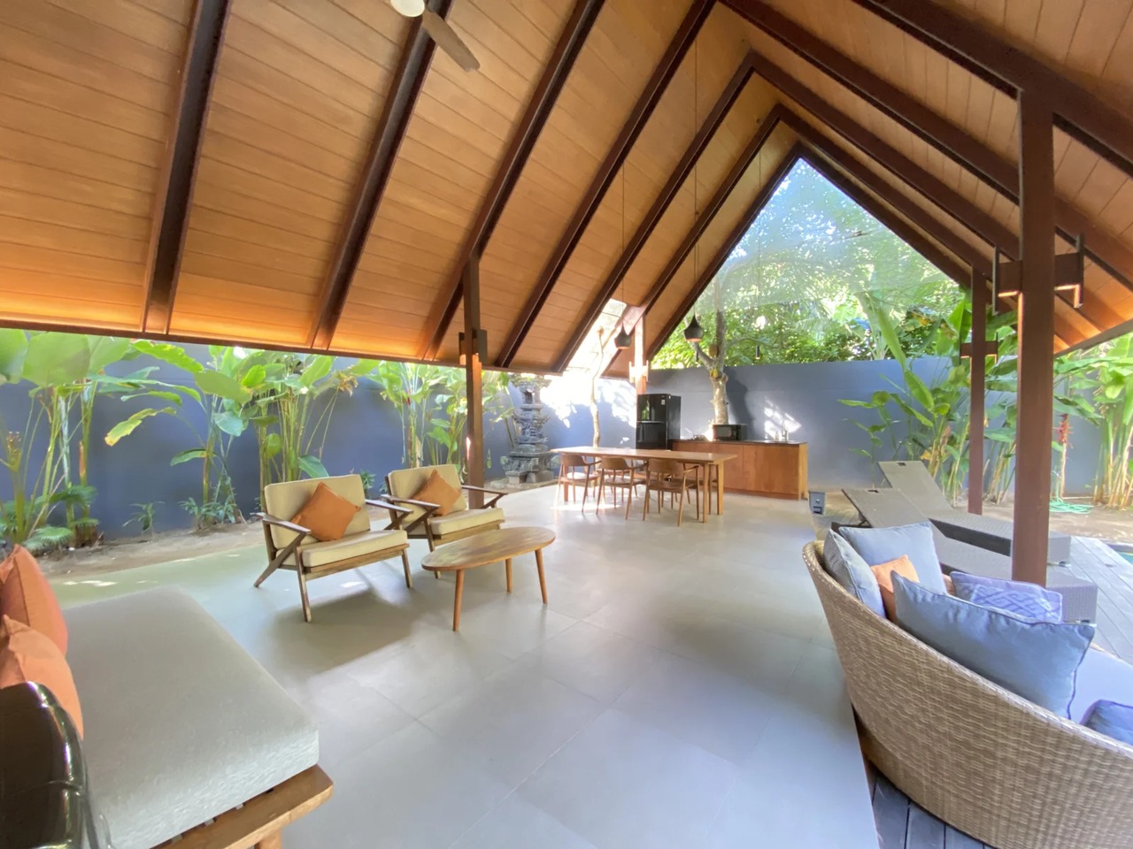 3BR Private Villa with Spacious Garden - Pererenan