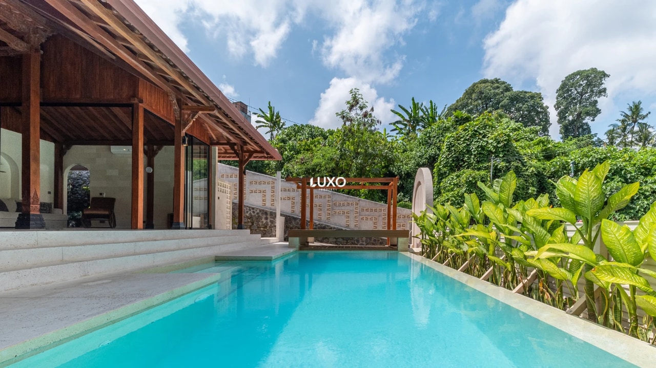 Modern Tropical 2 Bedroom Villa in Ubud