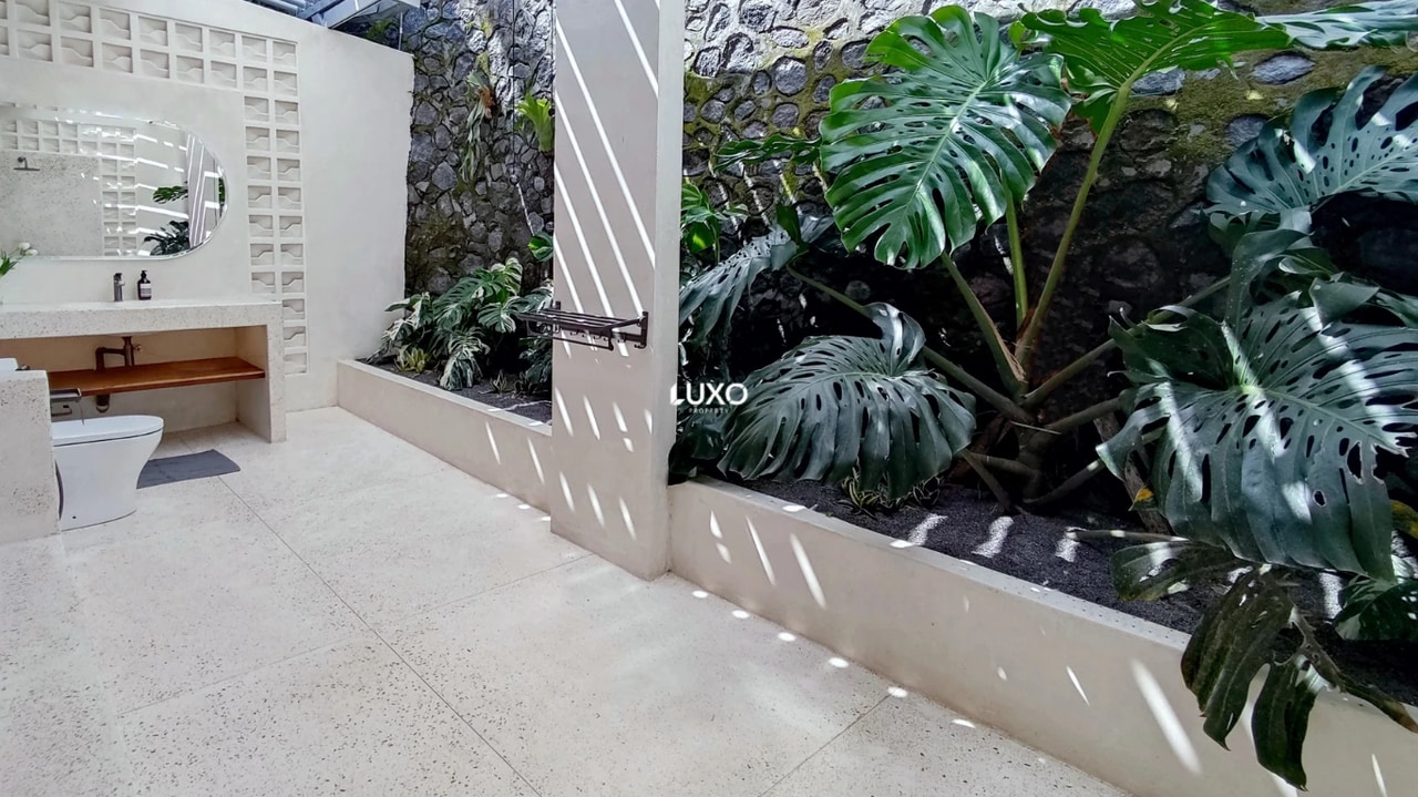 Modern Tropical 2 Bedroom Villa in Ubud