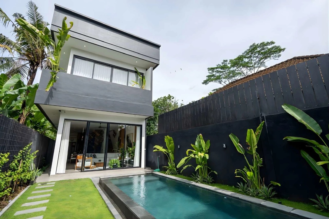 LEASEHOLD Brand New 3BR Villa