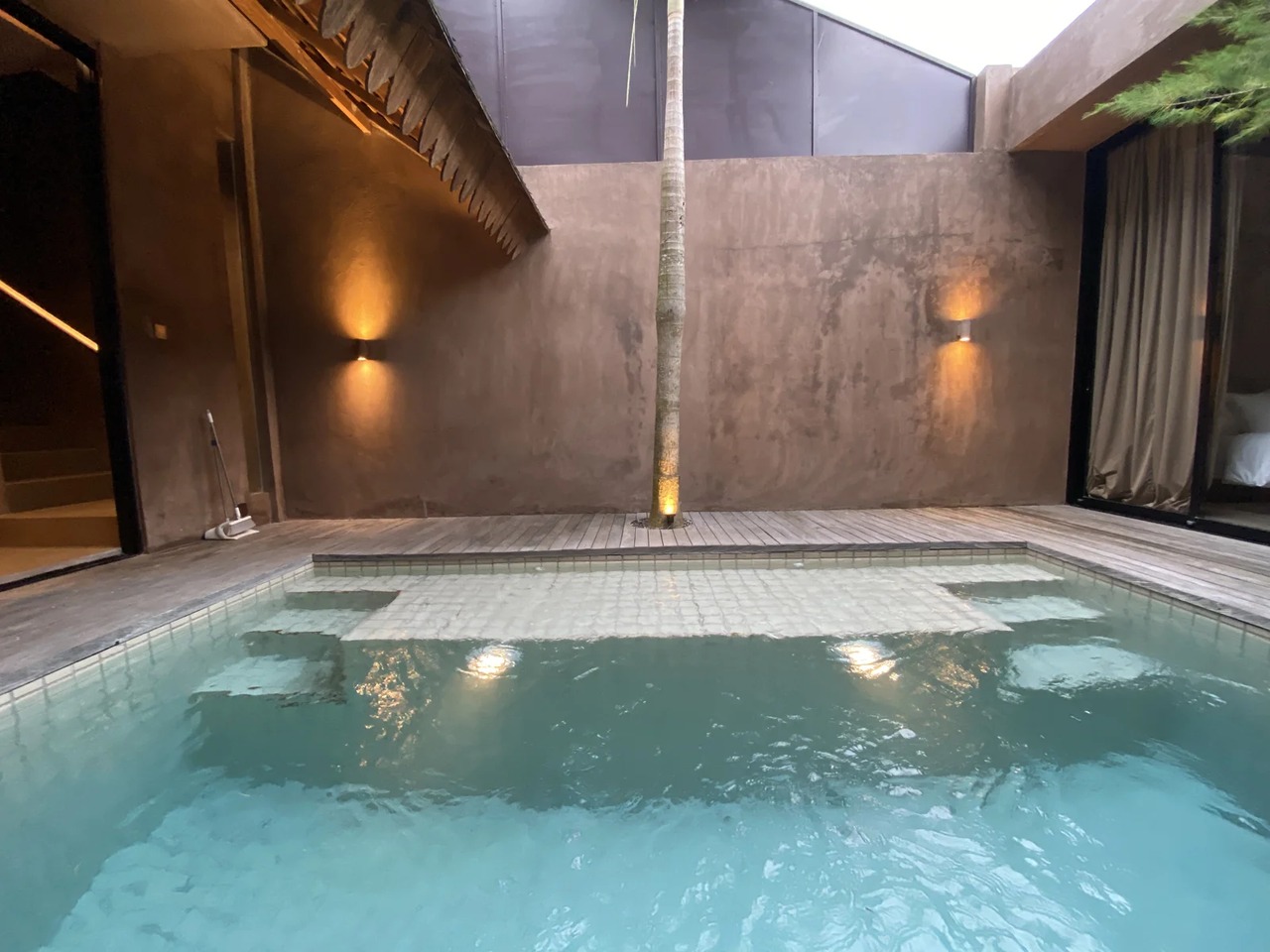 2BR Villa with Romantic Design!