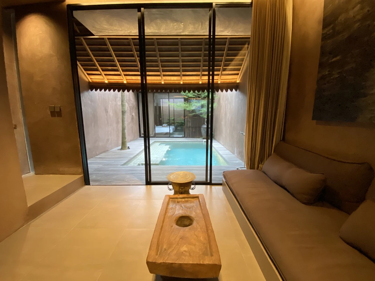 2BR Villa with Romantic Design!