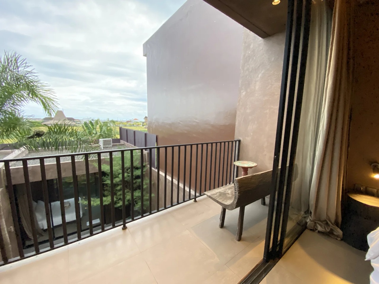 2BR Villa with Romantic Design!