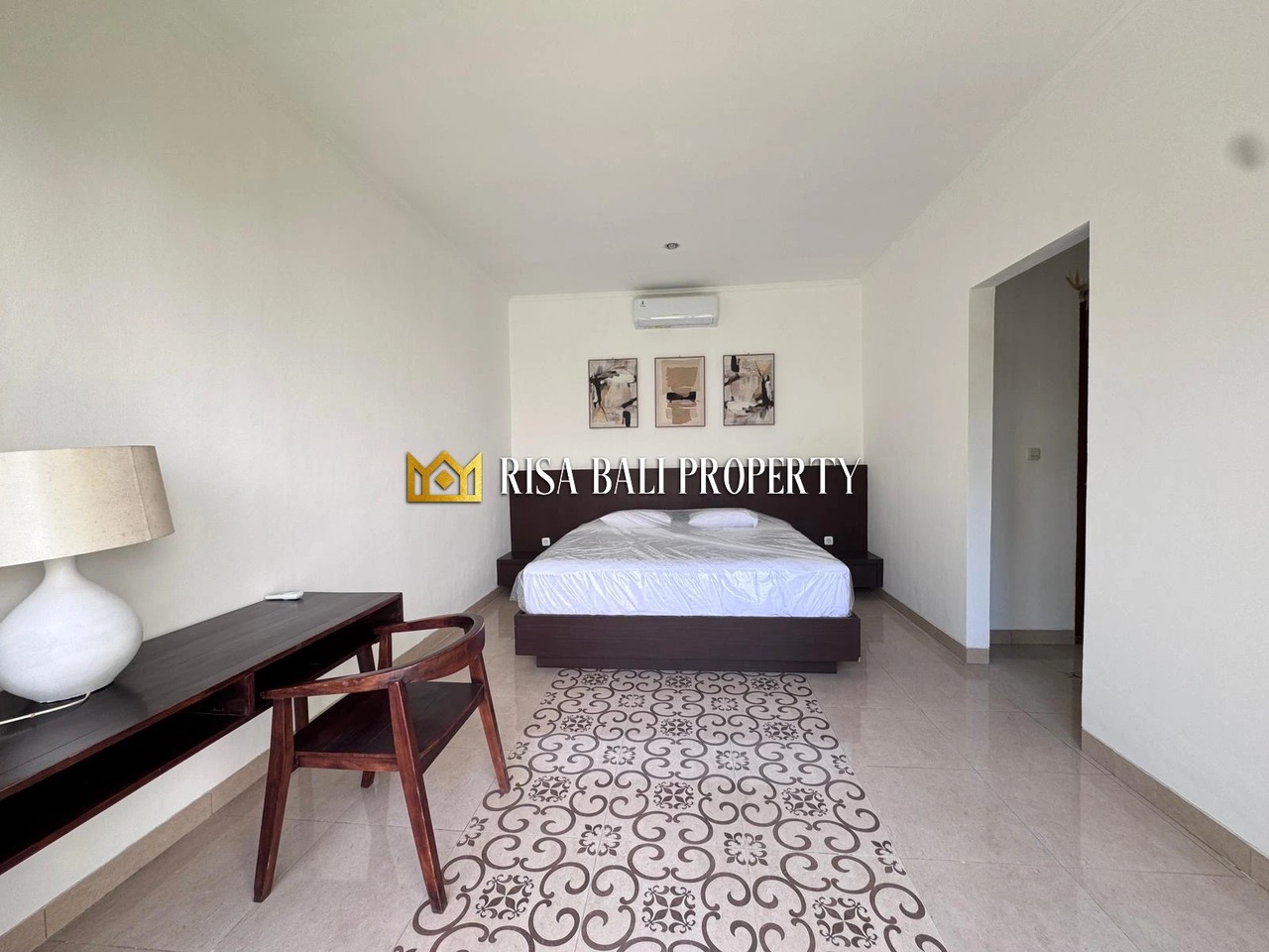 2-BEDROOM VILLA IN CENTRAL BERAWA