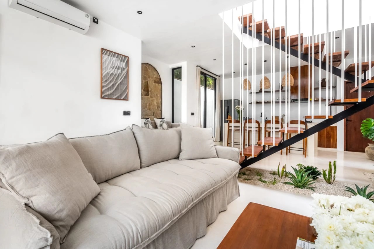 2BR Villa w/ Balcony & Green Space View