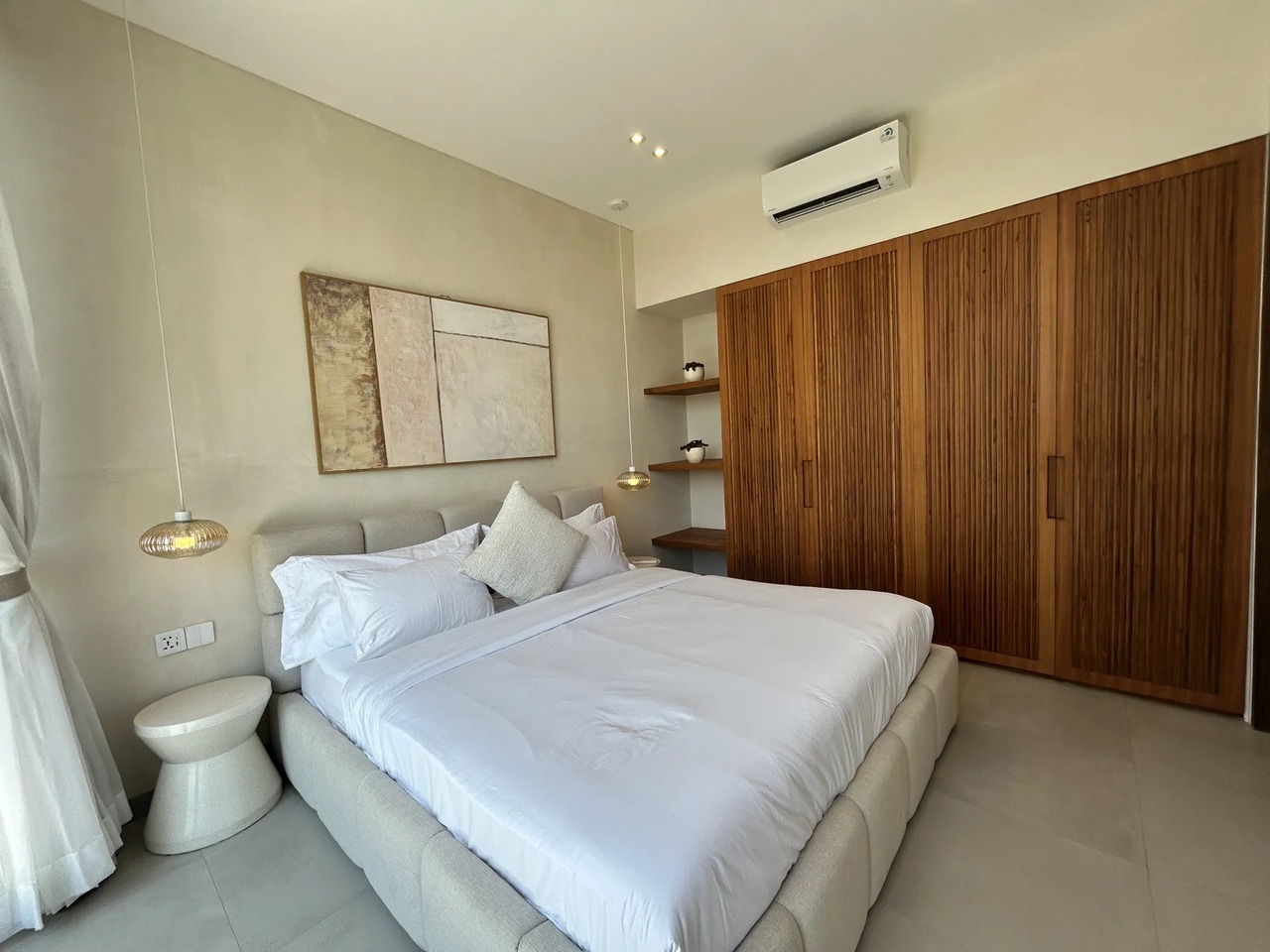 Luxury 2BR Villa w/ Ocean Views & Pool