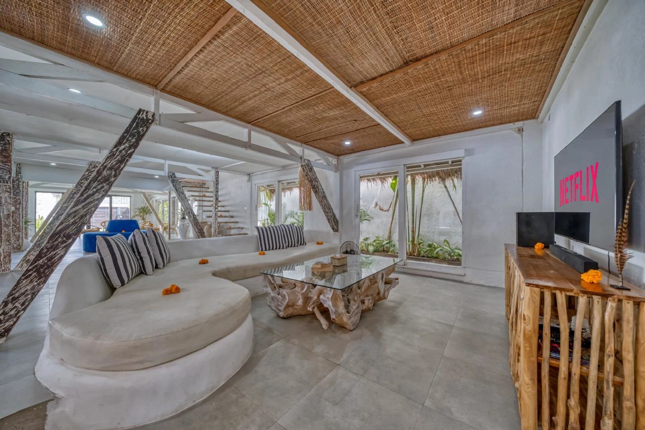 Unique 4BR Mediterranean Oasis